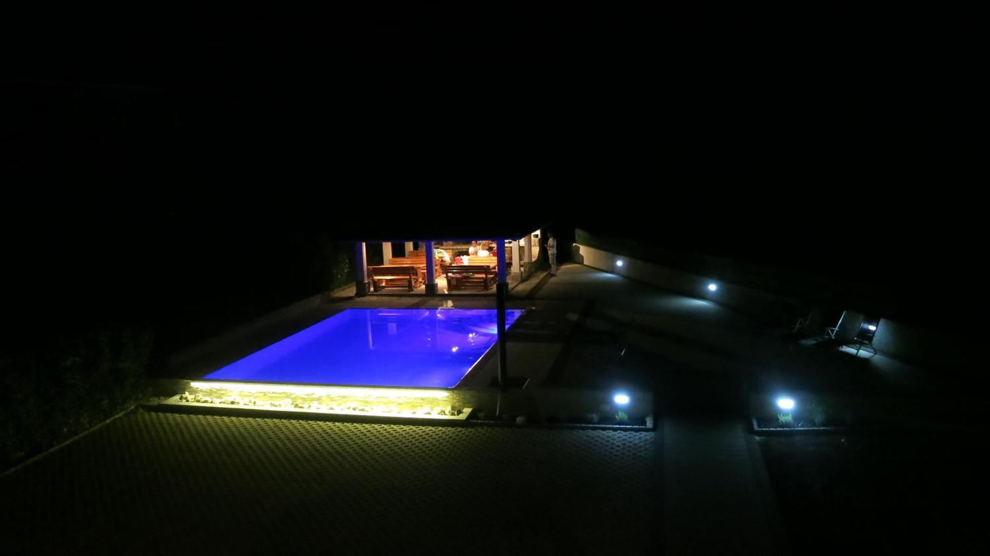 Apartment Suzy Vantacici Oda fotoğraf